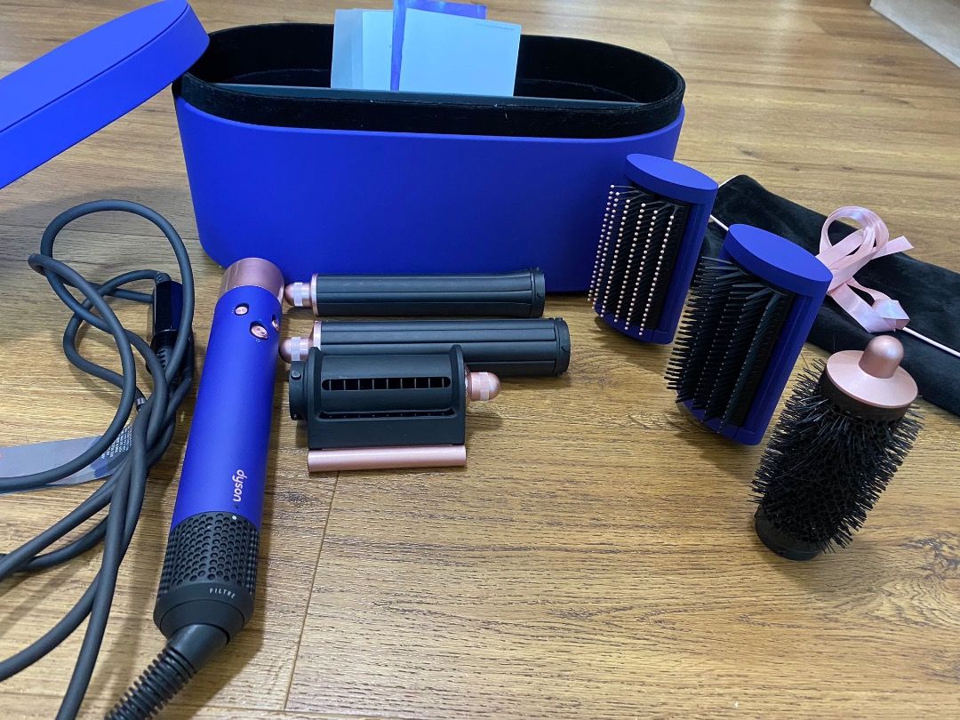 Why Is My Dyson Airwrap Flashing Red And Turning Off? London Status