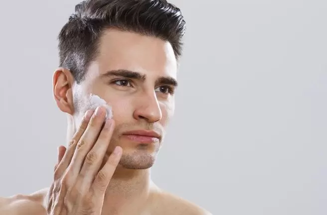 Do I Put Acne Cream Over Moisturizer Skincare Routine