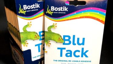 White Tack vs Blu Tack